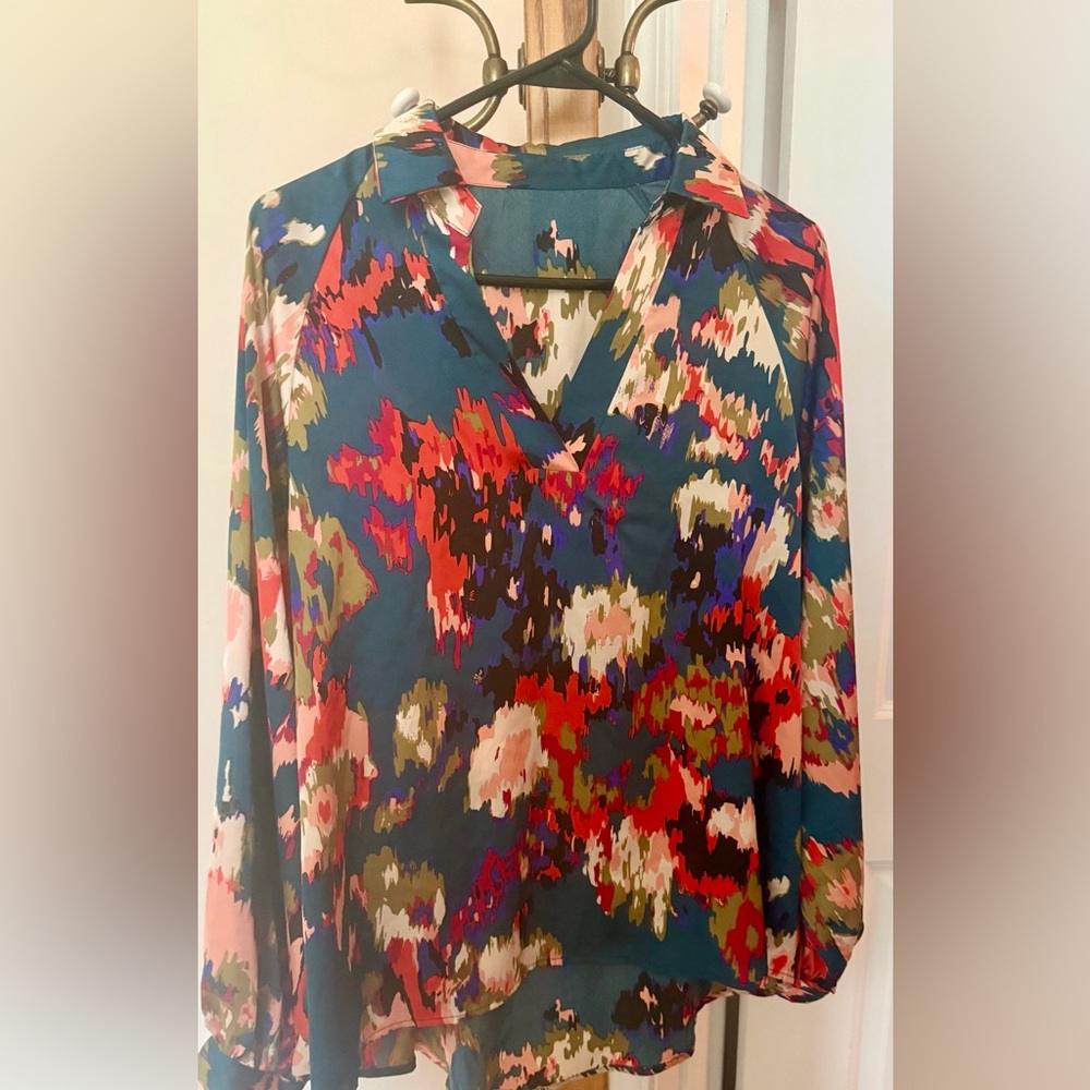🍓Womens Floral Abstract V-Neck Blouse in Teal Multi